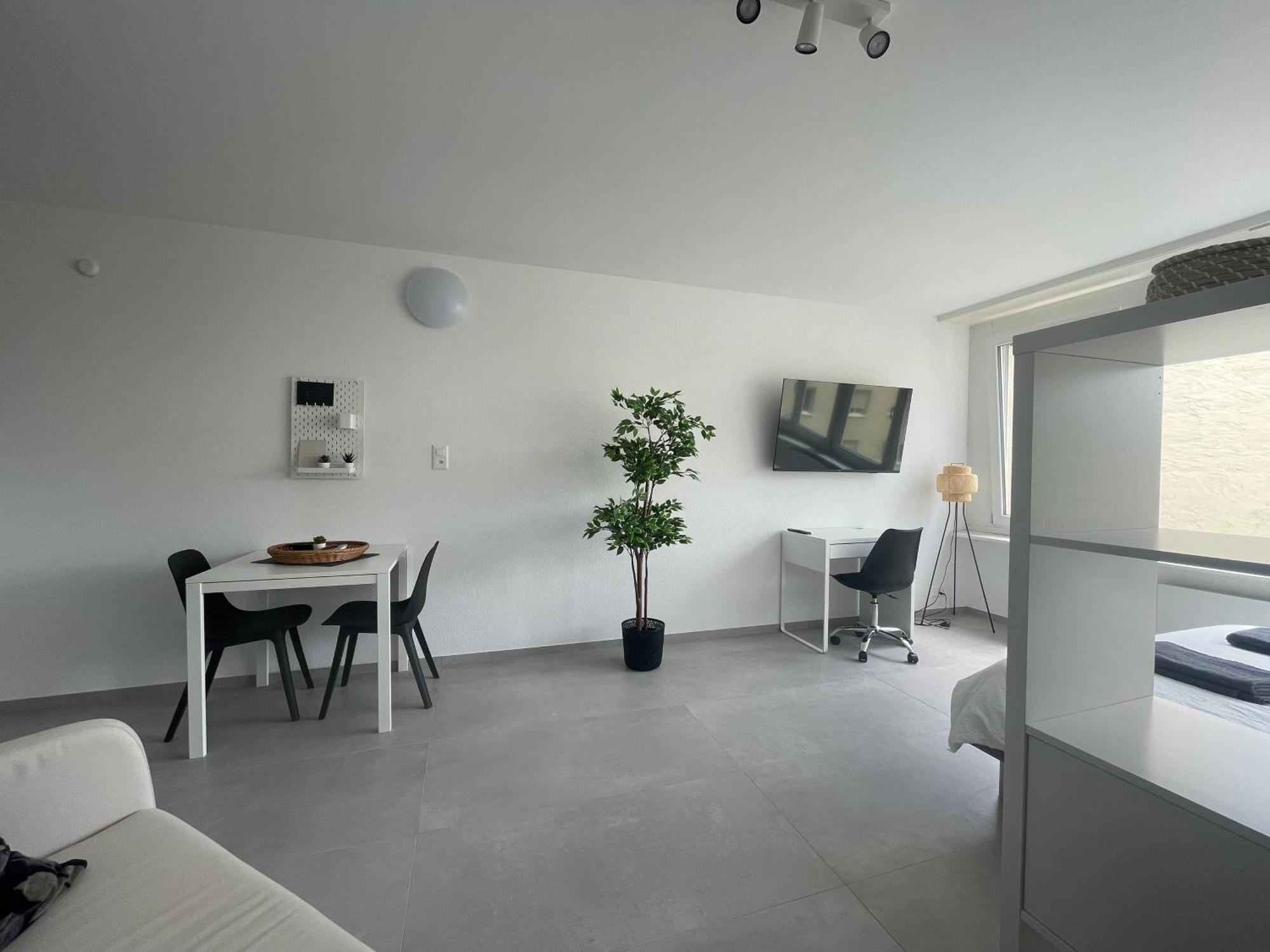 H95 In With Card Appartement